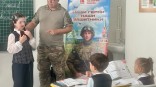Школьнице из Омского района вручили награду погибшего отца – медаль «За отвагу» Школьнице из Омского района вручили награду погибшего отца – медаль «За отвагу»