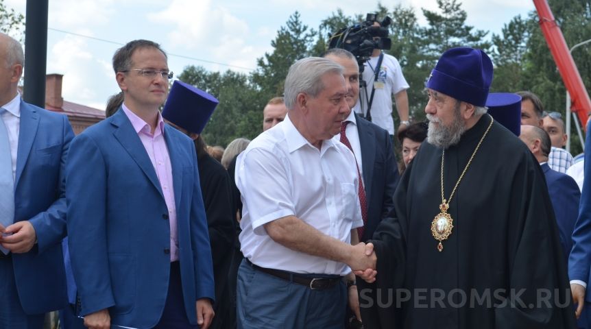 Бывший губернатор Леонид Полежаев встретился с митрополитом Владимиром Бывший губернатор Леонид Полежаев встретился с митрополитом Владимиром