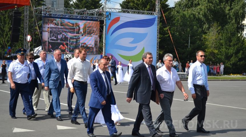 Вжух, и год закончился: чем удивили и отличились известные омичи? Вжух, и год закончился: чем удивили и отличились известные омичи?