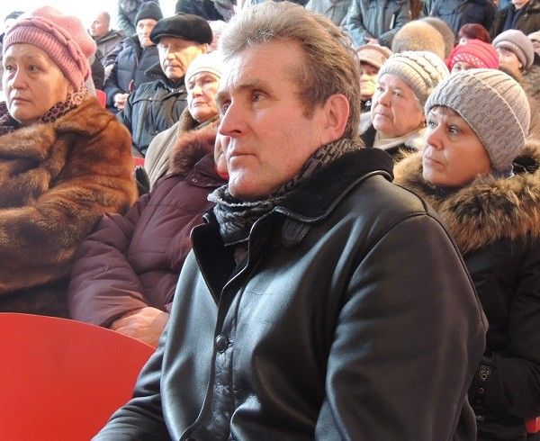 Жители омского села перешли от молчаливого недовольства к уличным протестам Жители омского села перешли от молчаливого недовольства к уличным протестам
