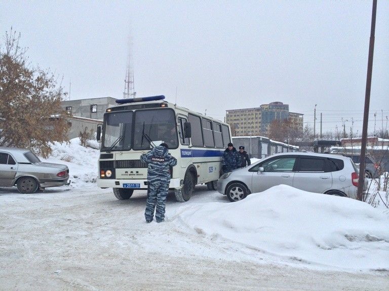 Зам Шишова пообещал уволиться, если «Мостовик» к марту не найдет деньги на зарплату работникам Зам Шишова пообещал уволиться, если «Мостовик» к марту не найдет деньги на зарплату работникам