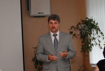 Мецлер и Молоканов одержали победу на выборах глав районов Омской области Мецлер и Молоканов одержали победу на выборах глав районов Омской области