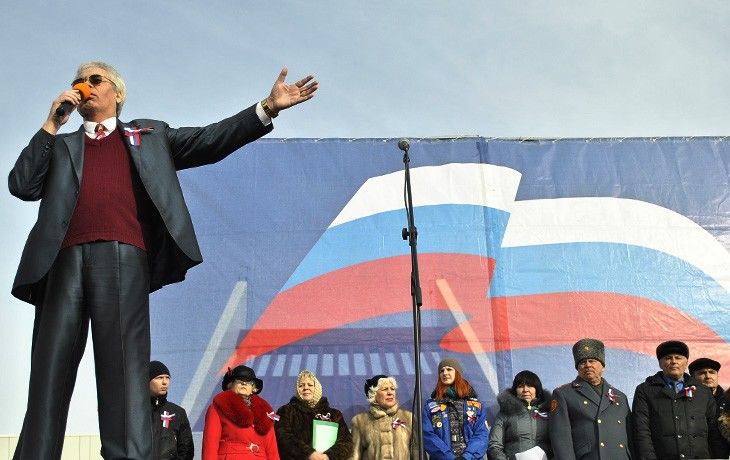 Митинг омичей в поддержку Крыма выполнил установку на массовость