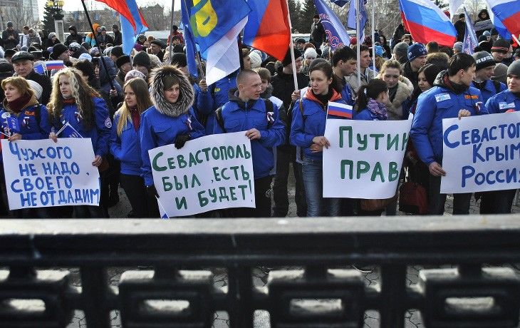 Митинг омичей в поддержку Крыма выполнил установку на массовость