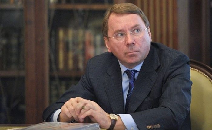 США и ЕС ввели санкции против «друзей Путина». Кто и почему попал в список? США и ЕС ввели санкции против «друзей Путина». Кто и почему попал в список?