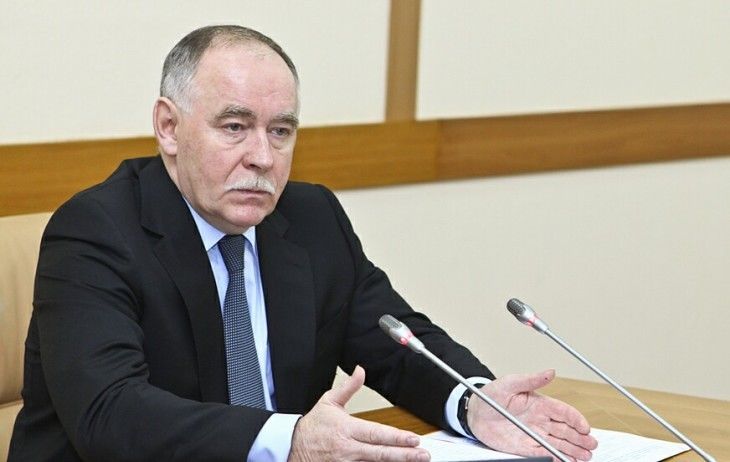 США и ЕС ввели санкции против «друзей Путина». Кто и почему попал в список? США и ЕС ввели санкции против «друзей Путина». Кто и почему попал в список?