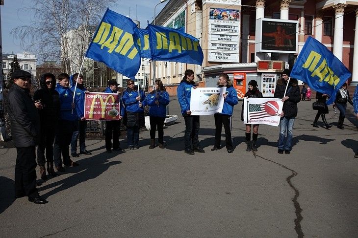 Омские бизнесмены не советуют министру Высоцкому питаться в McDonalds Омские бизнесмены не советуют министру Высоцкому питаться в McDonalds