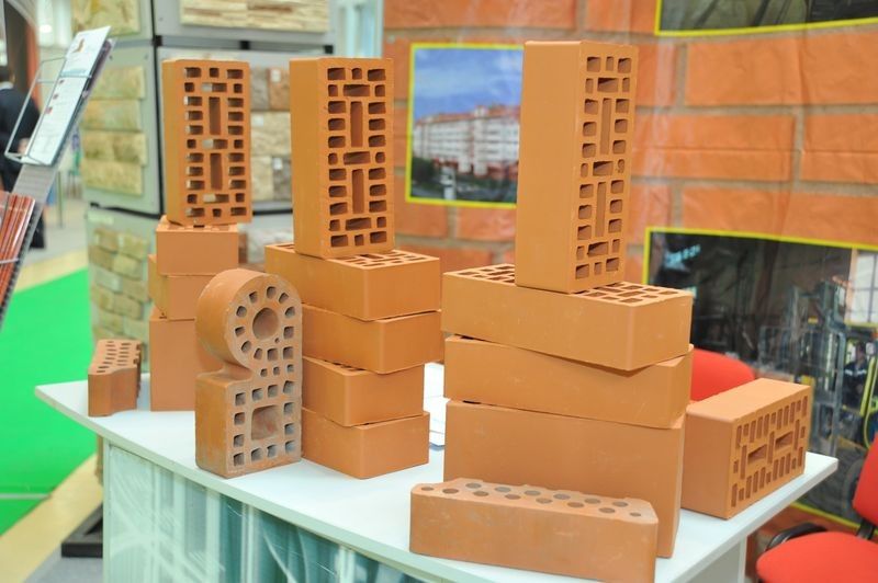 Омичи будут ковать железо на строительной выставке Омичи будут ковать железо на строительной выставке