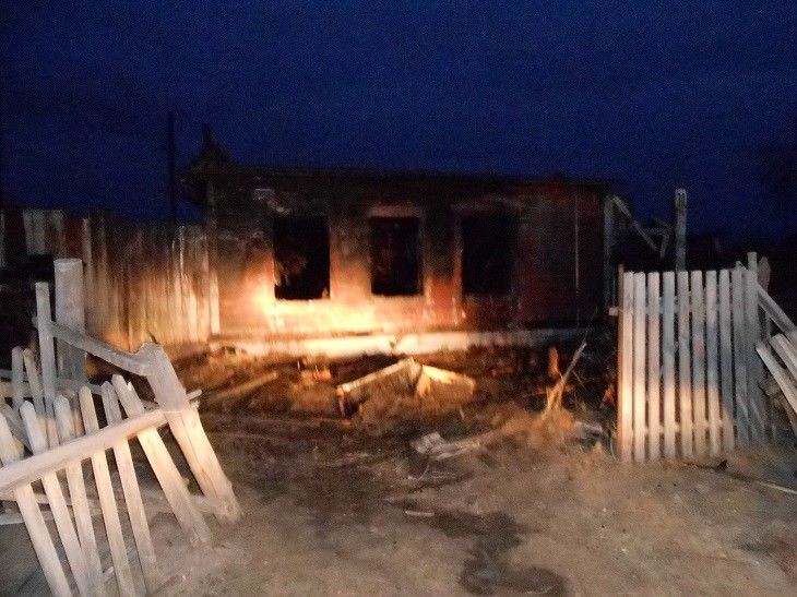 В курортной зоне Омской области сгорели муж и жена