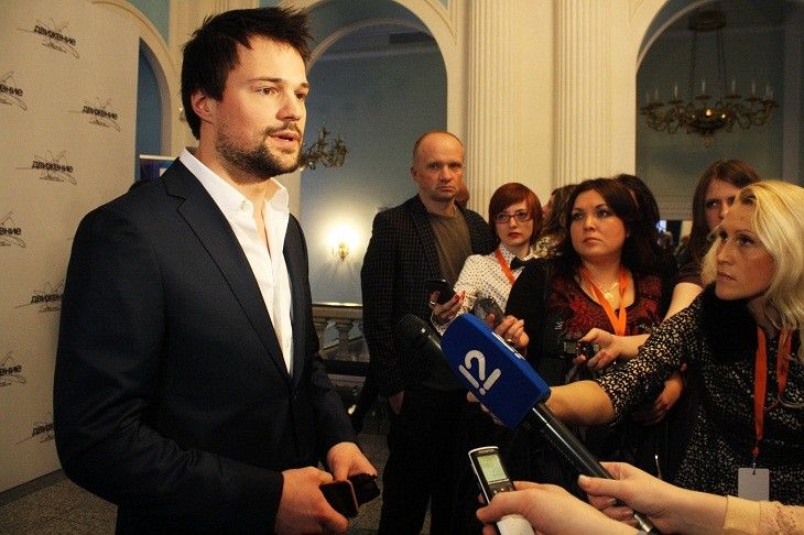 Непогожее воскресенье в Омске скрасили Данила Козловский и Никита Михалков Непогожее воскресенье в Омске скрасили Данила Козловский и Никита Михалков