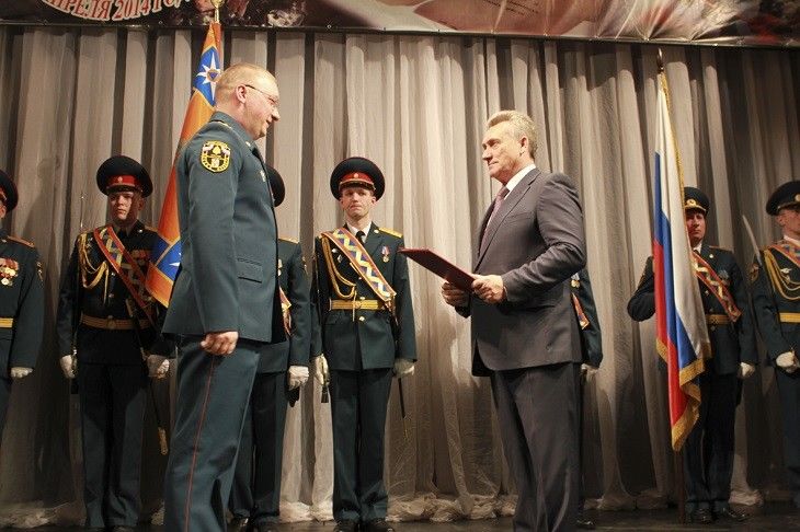 Омские пожарные отметили 189-ю годовщину службы Омские пожарные отметили 189-ю годовщину службы