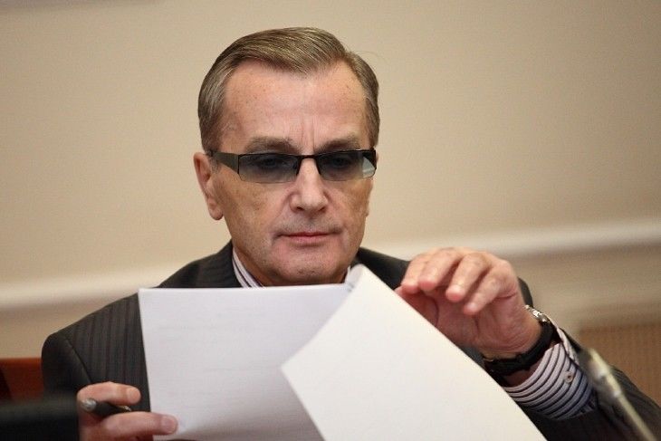 Самые богатые семьи омских чиновников Самые богатые семьи омских чиновников