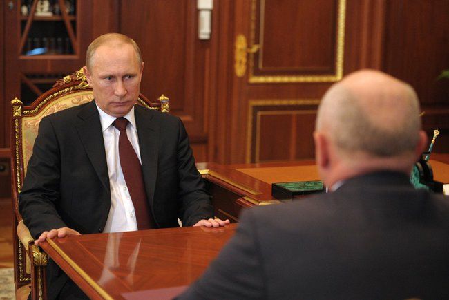 Назаров на встрече не сказал Путину про Гамбурга ни слова Назаров на встрече не сказал Путину про Гамбурга ни слова