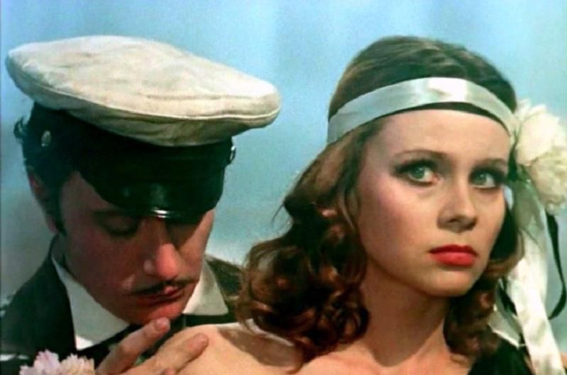 Блондинка из «Сталинграда» Янина Студилина не вошла в список самых красивых киноактрис Омска Блондинка из «Сталинграда» Янина Студилина не вошла в список самых красивых киноактрис Омска
