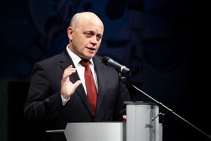 Главный инспектор ГИБДД России и губернатор Омской области открыли Всероссийский конкурс телерадиопрограмм по безопасности дорожного движения Главный инспектор ГИБДД России и губернатор Омской области открыли Всероссийский конкурс телерадиопрограмм по безопасности дорожного движения