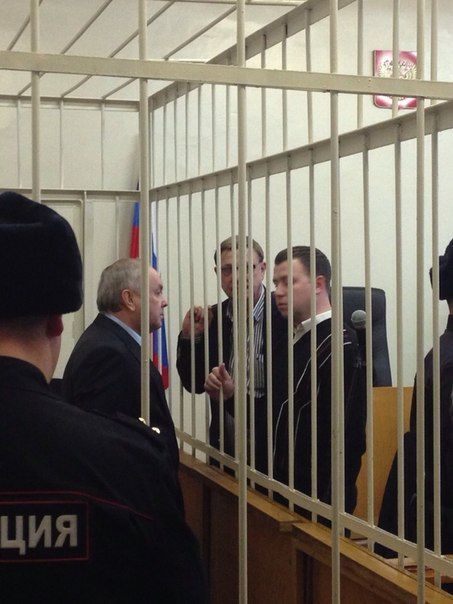 Заседание Куйбышевского райсуда Омска об избрании меры пресечения для Олега Шишова Заседание Куйбышевского райсуда Омска об избрании меры пресечения для Олега Шишова