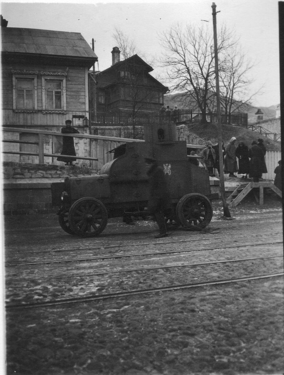 «Фиат-Омский» во Владивостоке, 1919 год «Фиат-Омский» во Владивостоке, 1919 год
