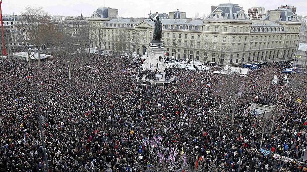 Парижские убийства вывели на французские улицы 3 миллиона человек Парижские убийства вывели на французские улицы 3 миллиона человек