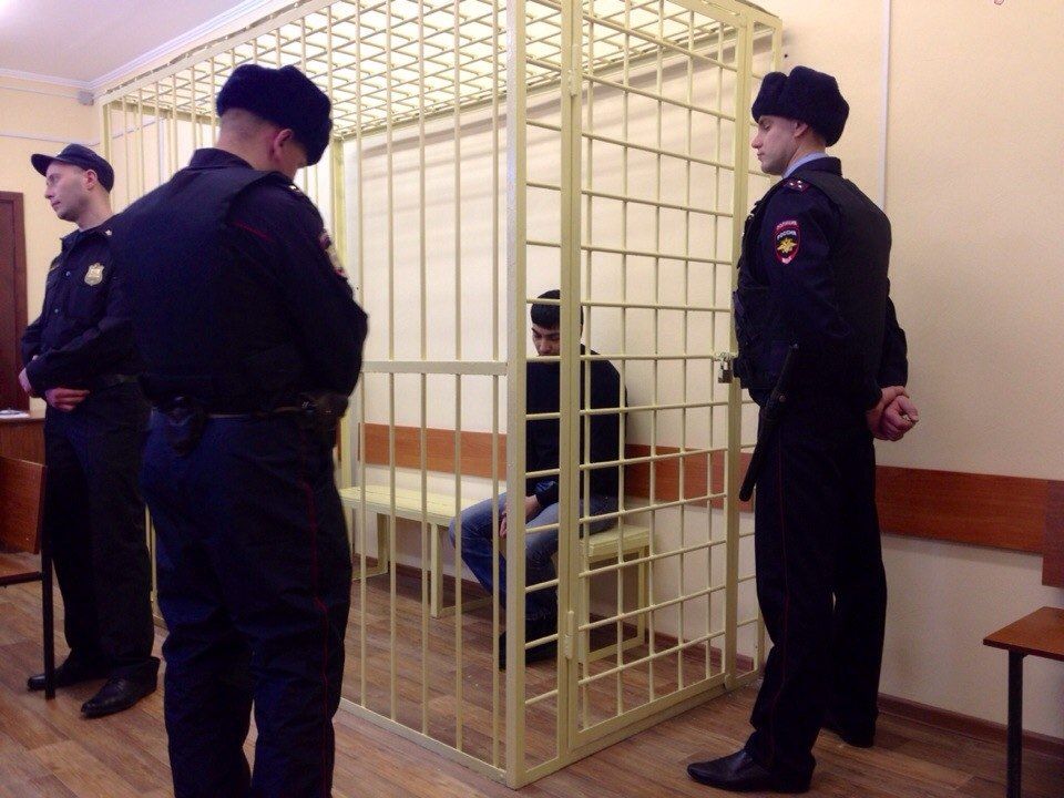Свидетель конфликта боксера Климова с Лебедовым рассказал подробности ночи у «Ангара» Свидетель конфликта боксера Климова с Лебедовым рассказал подробности ночи у «Ангара»