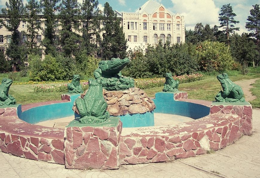 Привет из Омска: незаметные символы города Привет из Омска: незаметные символы города
