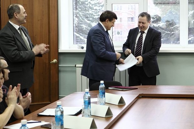 Мэр Двораковский подписал с «ЦКБА» и «Полетом» соглашение на строительство нового микрорайона Мэр Двораковский подписал с «ЦКБА» и «Полетом» соглашение на строительство нового микрорайона