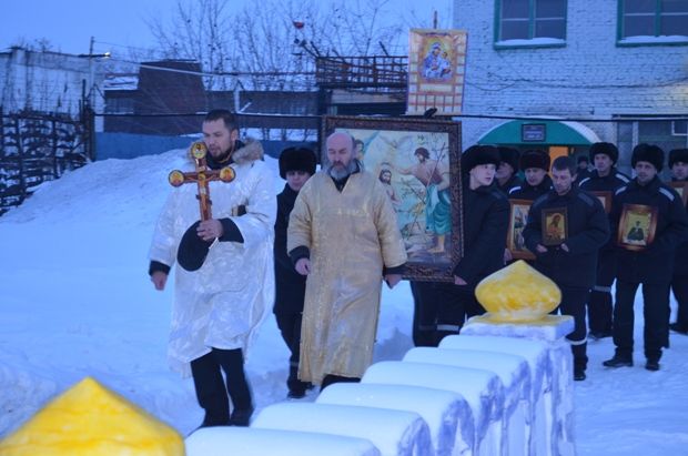 Крещение строгого режима: как омские зэки уходили под лед