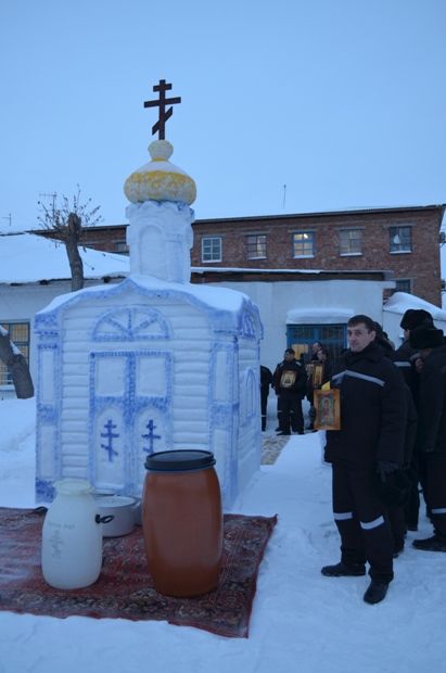 Крещение строгого режима: как омские зэки уходили под лед