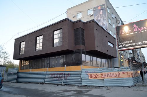 Как в Омске закатывают в бетон «город-сад» Как в Омске закатывают в бетон «город-сад»