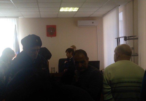 Тюфягин и Сароян отправились из суда в изолятор под плач и обмороки родных – подробности Тюфягин и Сароян отправились из суда в изолятор под плач и обмороки родных – подробности