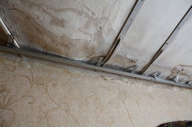 «СуперОмск» предупреждал об угрозе обрушения потолков в домах на улице Пушкина год назад «СуперОмск» предупреждал об угрозе обрушения потолков в домах на улице Пушкина год назад