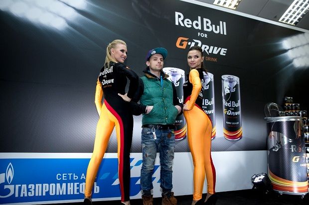 Сеть АЗС «Газпромнефть» вывела на рынок эксклюзивный продукт Red Bull for G-Drive Сеть АЗС «Газпромнефть» вывела на рынок эксклюзивный продукт Red Bull for G-Drive