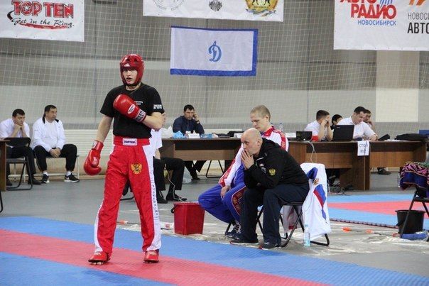 Победители чемпионата по кикбоксингу получили бесплатный годовой абонемент от «Омских кабельных сетей» Победители чемпионата по кикбоксингу получили бесплатный годовой абонемент от «Омских кабельных сетей»