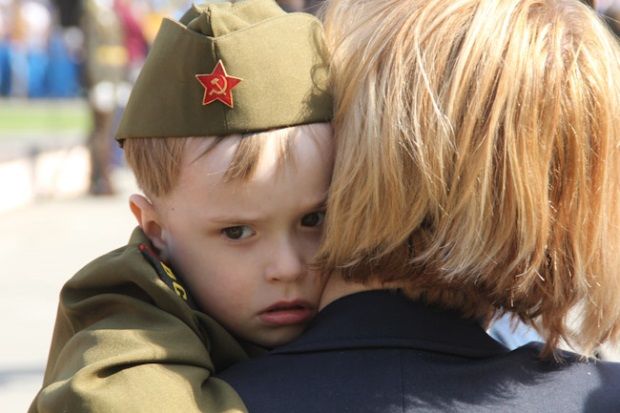 «В лесу прифронтовом» Галина Горст поздравила омичей с наступающим юбилеем Победы