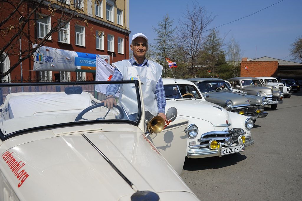 В Омске к 9 мая заложена Аллея Победы В Омске к 9 мая заложена Аллея Победы