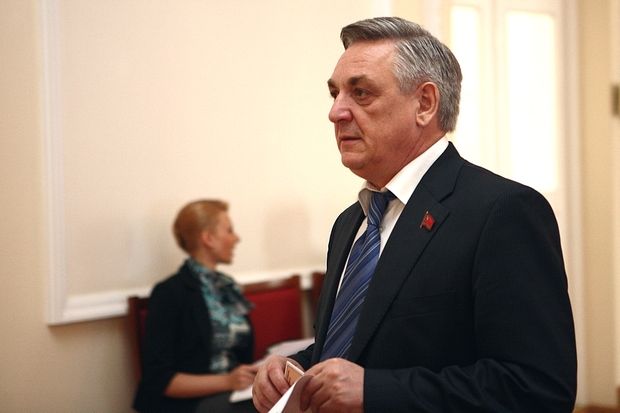 Назаров начал свое предвыборное наступление с неудачных попыток поиграть в Путина Назаров начал свое предвыборное наступление с неудачных попыток поиграть в Путина