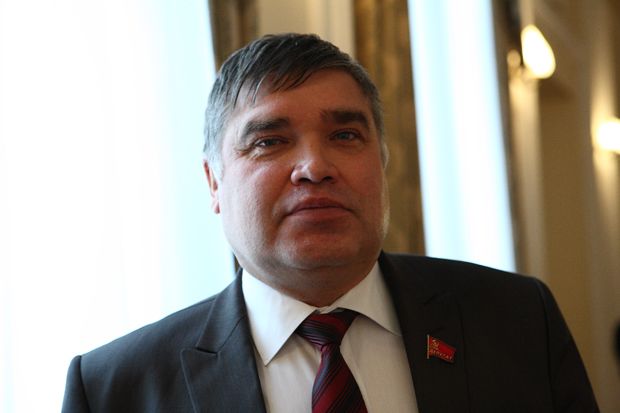 Назаров начал свое предвыборное наступление с неудачных попыток поиграть в Путина Назаров начал свое предвыборное наступление с неудачных попыток поиграть в Путина
