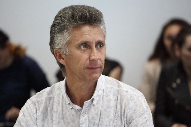 Альберт Каримов устроил «майдан» на презентации благоустройства улицы Ленина Альберт Каримов устроил «майдан» на презентации благоустройства улицы Ленина