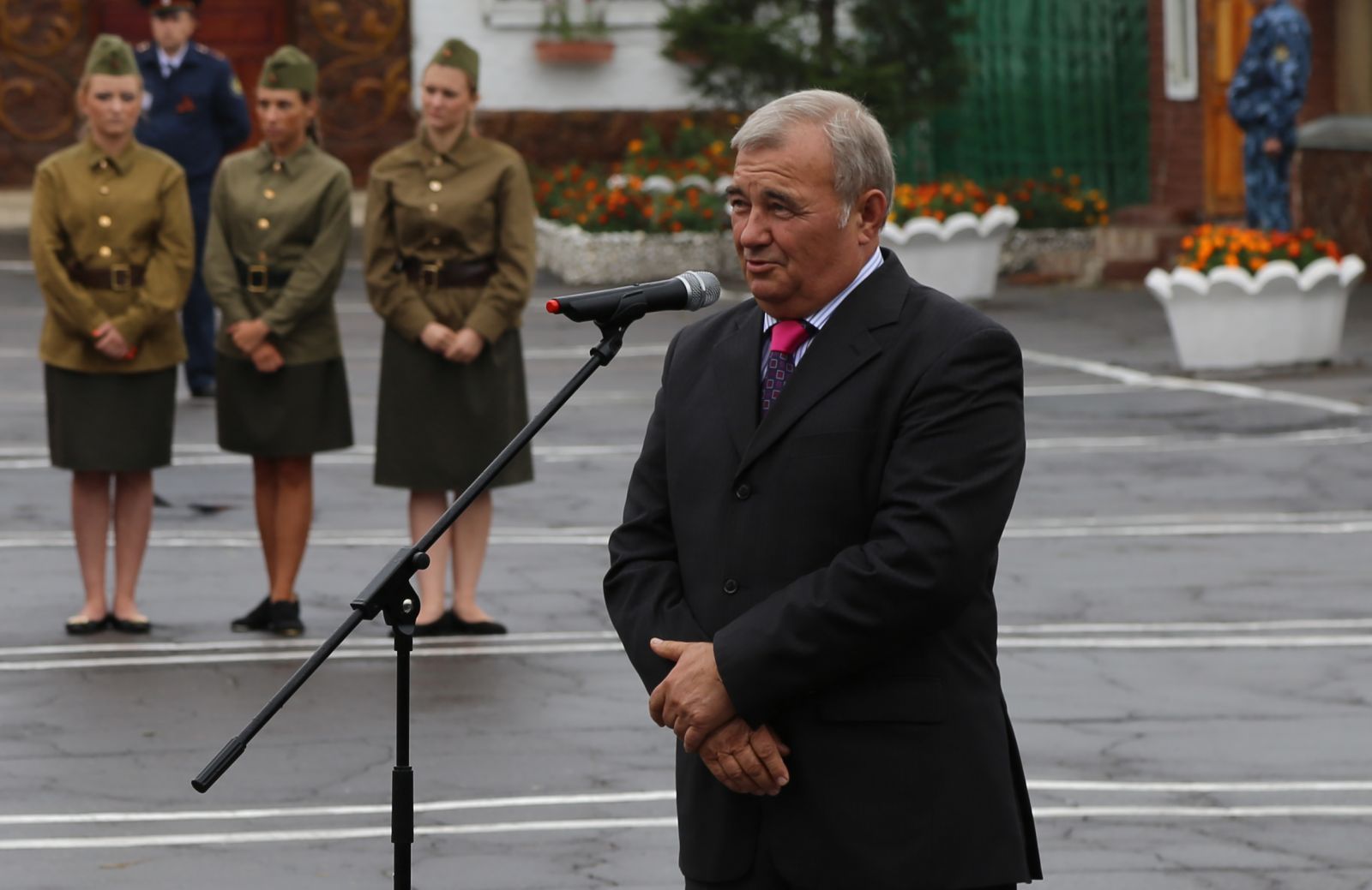 Юрий Томчак посетил одну из лучших омских колоний Юрий Томчак посетил одну из лучших омских колоний