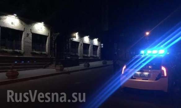 В центре Киева неизвестный обстрелял из гранатомета здание банка (ФОТО, ВИДЕО)