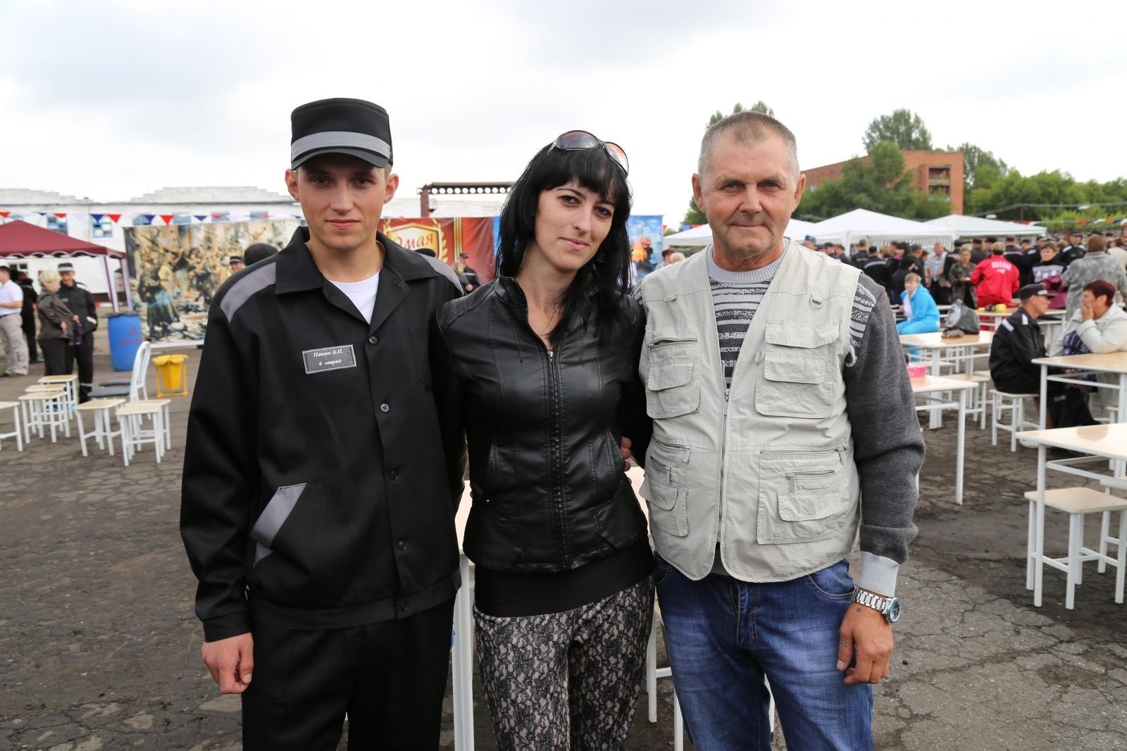 В омской колонии стреляли из танка В омской колонии стреляли из танка