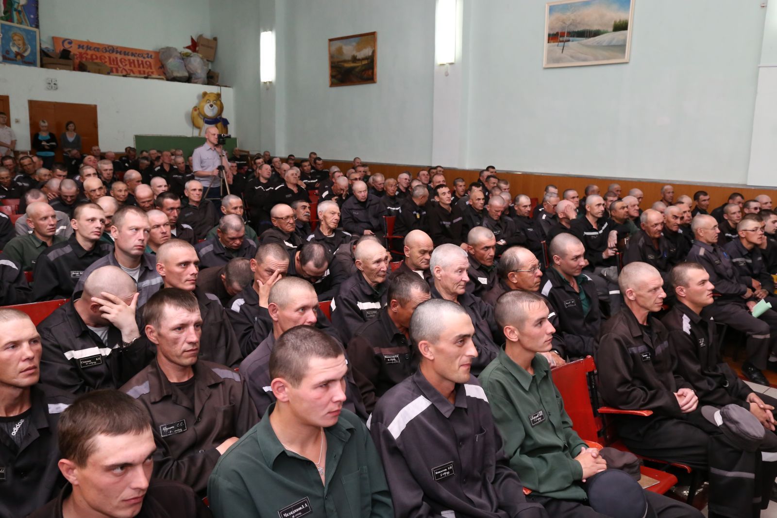 Омская колония № 9 помогла сироте-инвалиду получить благоустроенную квартиру Омская колония № 9 помогла сироте-инвалиду получить благоустроенную квартиру