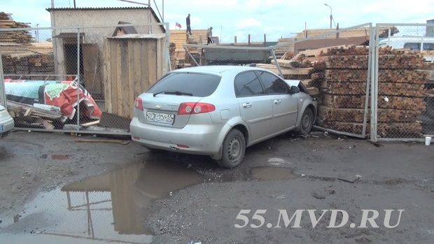 Наркоман-беспредельщик, подстреливший своих друзей, за сутки успел изнасиловать двух женщин Наркоман-беспредельщик, подстреливший своих друзей, за сутки успел изнасиловать двух женщин