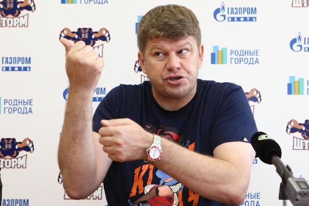 Мысли вслух комментатора Дмитрия Губерниева: о женщинах, разговорах без устали и «Иртыше» в премьер-лиге по футболу