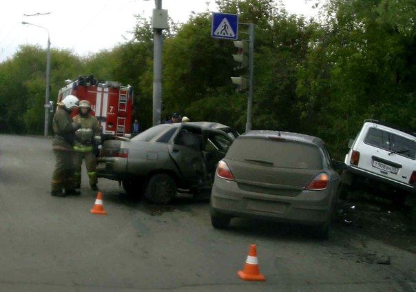 Виновник тройного ДТП на Красном Пути госпитализирован