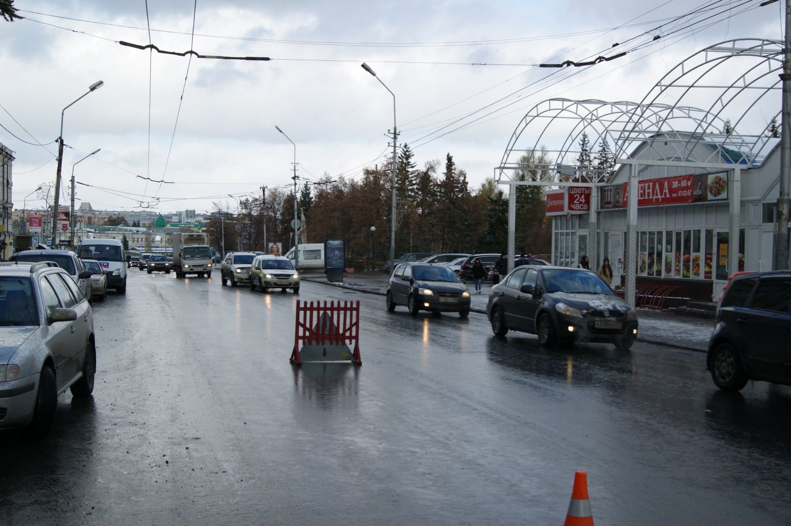 Отремонтированную улицу Ленина проверили на прочность Отремонтированную улицу Ленина проверили на прочность