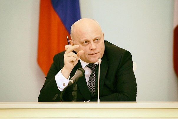 Губернатору подарок Губернатору подарок