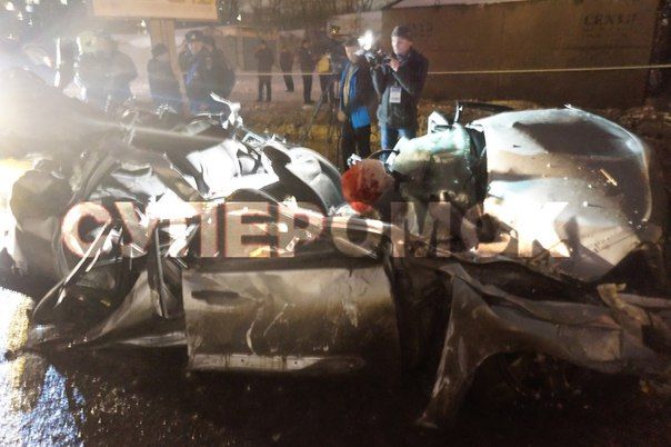 Отель возле места падения крана в Омске планировали сдать в декабре Отель возле места падения крана в Омске планировали сдать в декабре