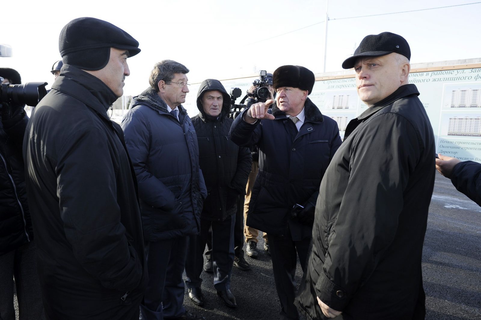 Двораковский разрекламировал Назарову квартиры на Завертяева Двораковский разрекламировал Назарову квартиры на Завертяева