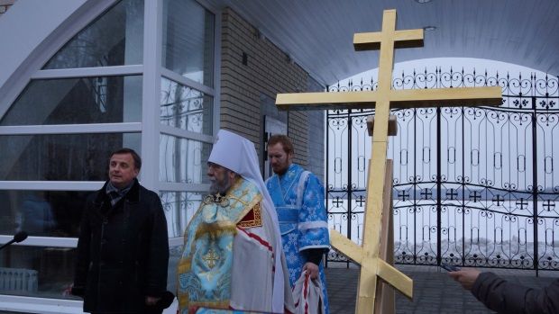 Митрополит Владимир освятил крест и колокола Серафимо-Вырицкой обители
