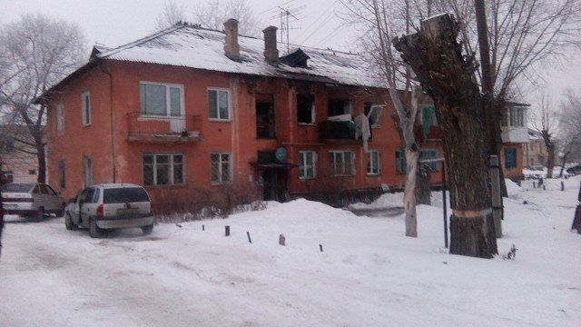 Перед пожаром в Кировском округе Омска очевидцы слышали хлопок Перед пожаром в Кировском округе Омска очевидцы слышали хлопок